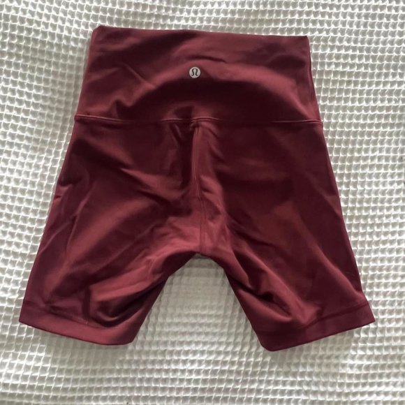 Lululemon Wunder Train High-Rise Short 8" - Red Merlot Size - Picture 3 of 3